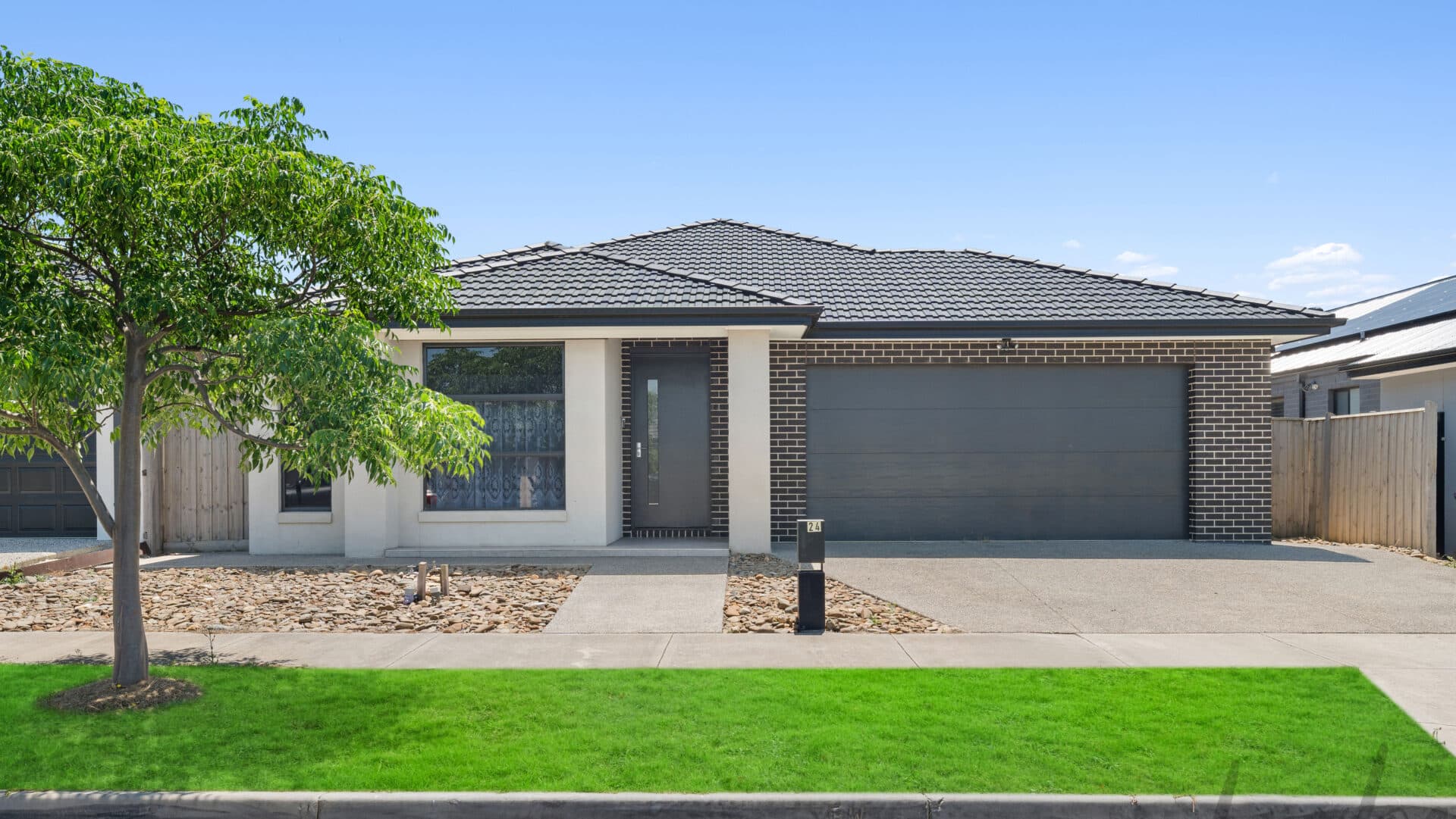 24 Weymouth Circuit, Donnybrook VIC 3064 — photo 1 of 20