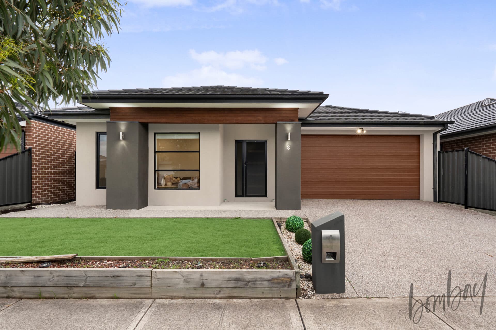 8 Elderberry Street, Craigieburn VIC 3064 — photo 1 of 24