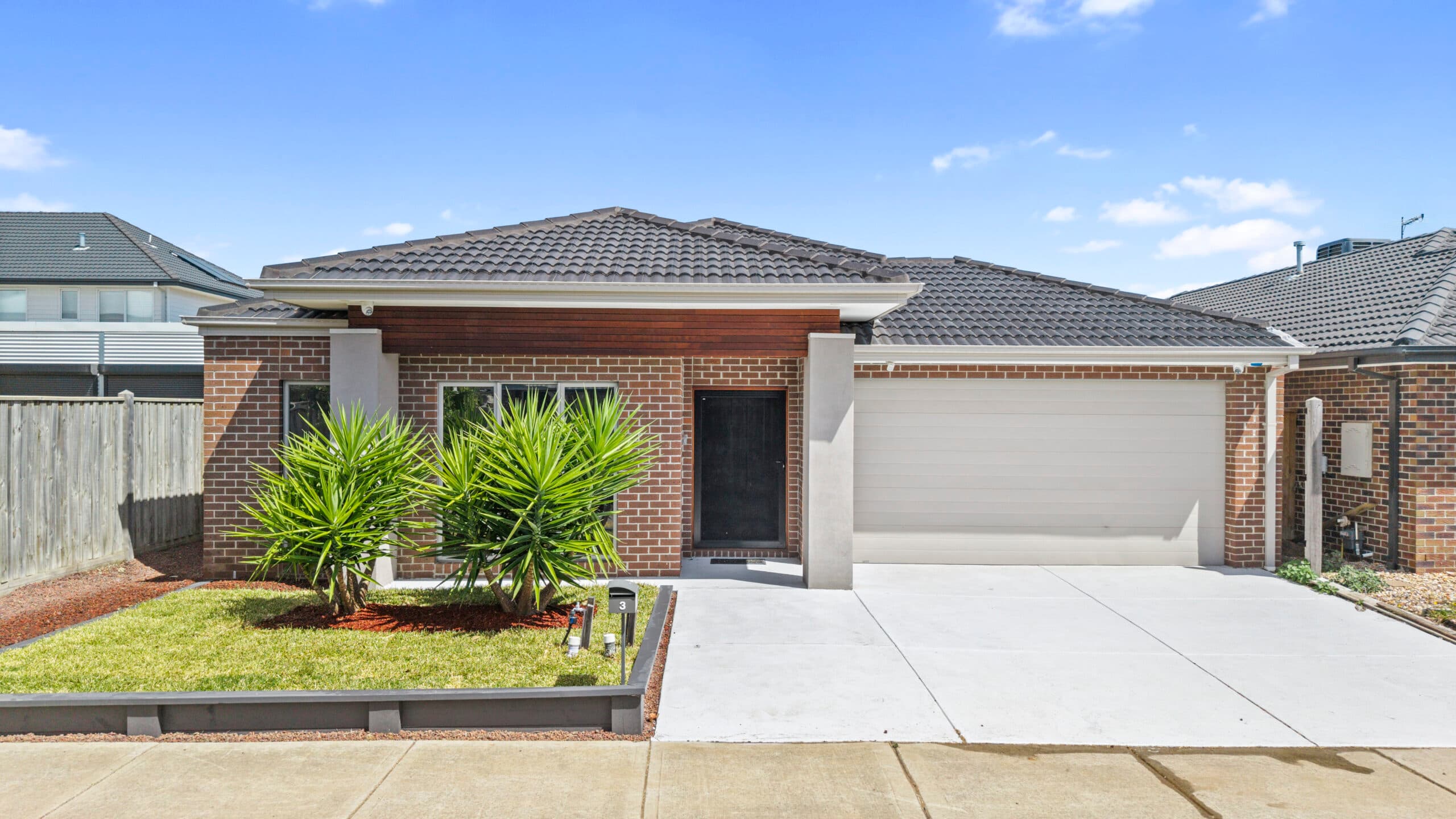 3 Bangalore Way, Mickleham VIC 3064 — photo 1 of 29