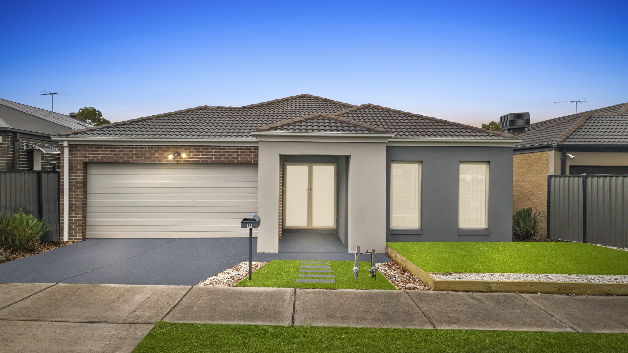 85 Charteris Drive, Craigieburn VIC 3064