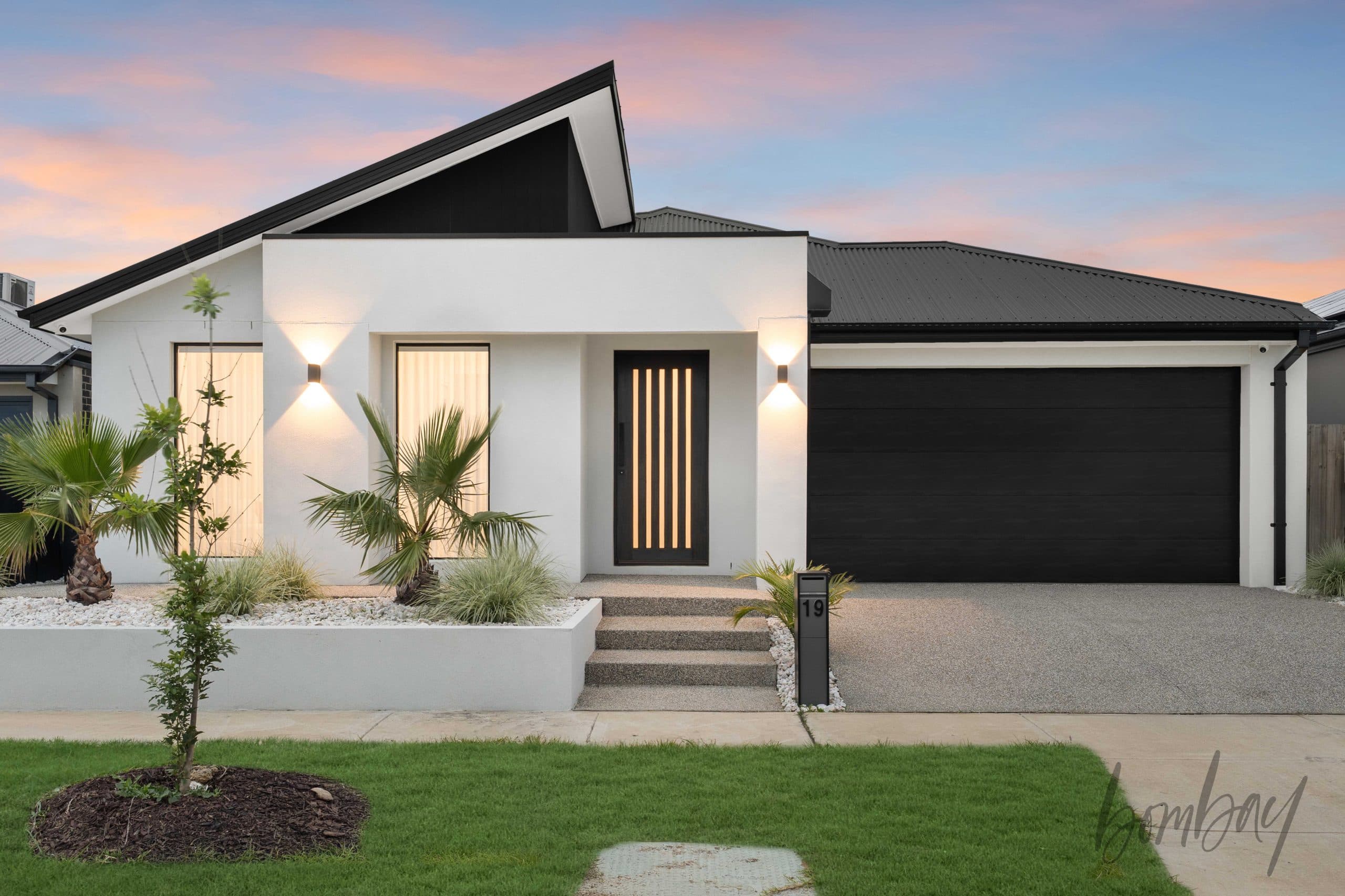 19 Gladstone Street, Mickleham VIC 3064
