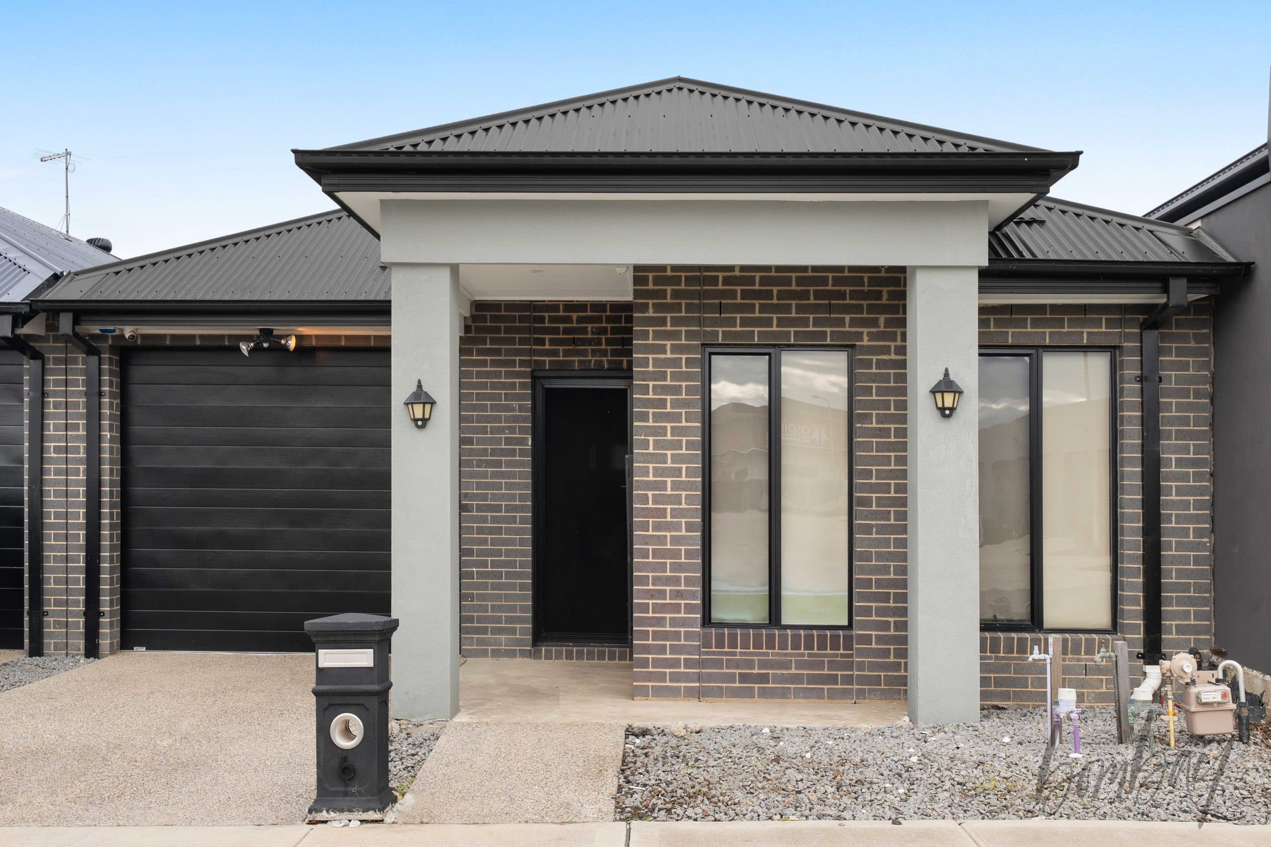 6 Frangipani Way, Mickleham VIC 3064